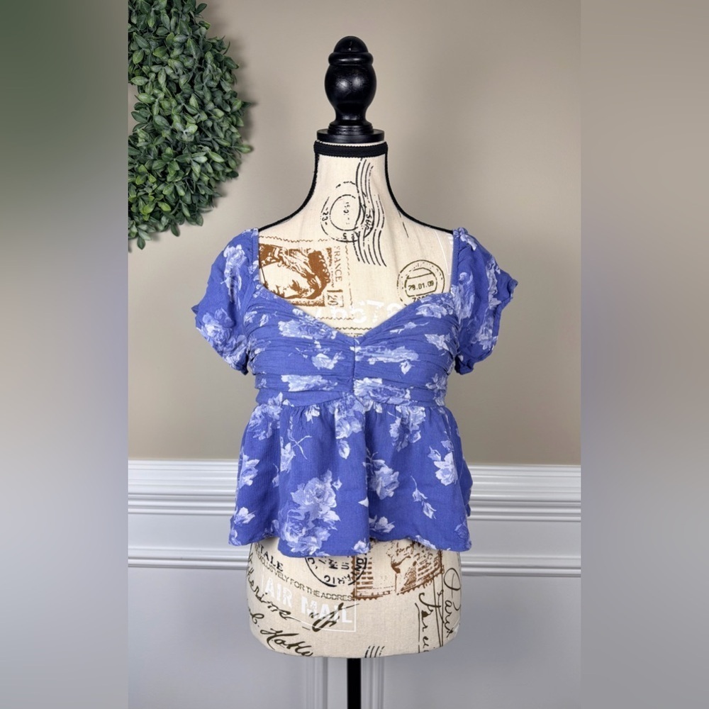 Hollister Floral Smocked Peplum Crop Babydoll Top Blue White XS